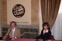 Conferenza al Circolo della Stampa, Milano (1998)
