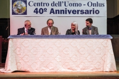 Conferenzieri: Pier Franco Marcenaro (Presidente - al centro), Antonio Casapieri (vice Presidente - a sinistra), Gabriella Gaia (al centro), Pier Luigi Arduini (a destra)